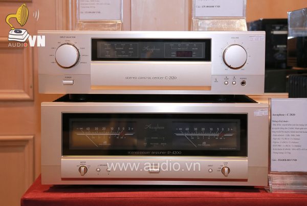 Accuphase C-2120 (4)