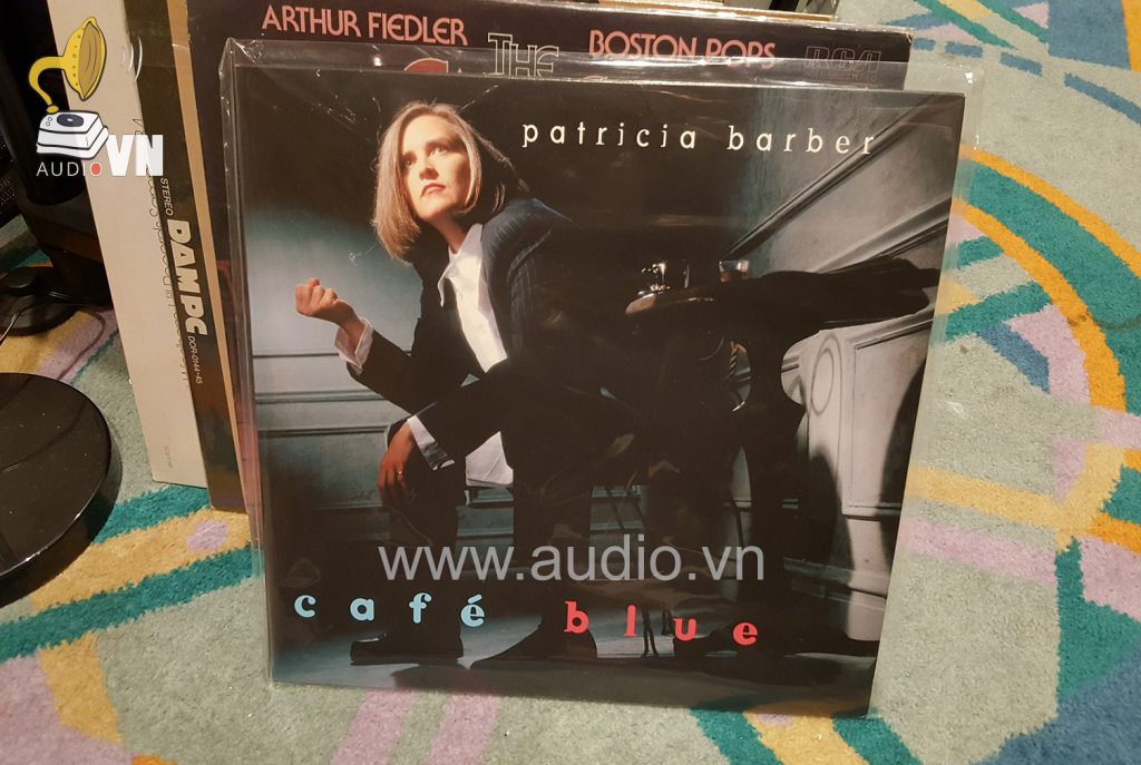 ALBUM PATRICIA BARBER CAFE BLUE (1)