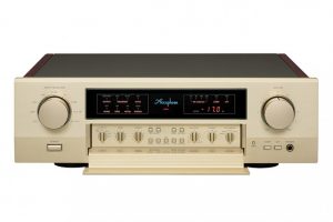 Amply Accuphase C-2420 (1)