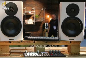 Dynaudio LYD 5