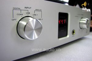 Luxman DA-200 usb DAC