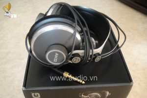 AKG K272HD