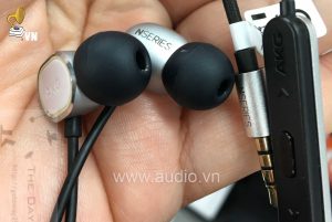 AKG N20