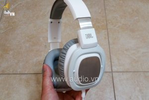 JBL J88A